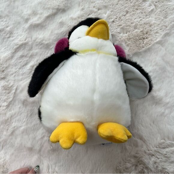 Russ Berrie Daisy Chain Plush TUX the Penguin w Earmuffs Stuffed Animal Toy - Picture 9 of 10